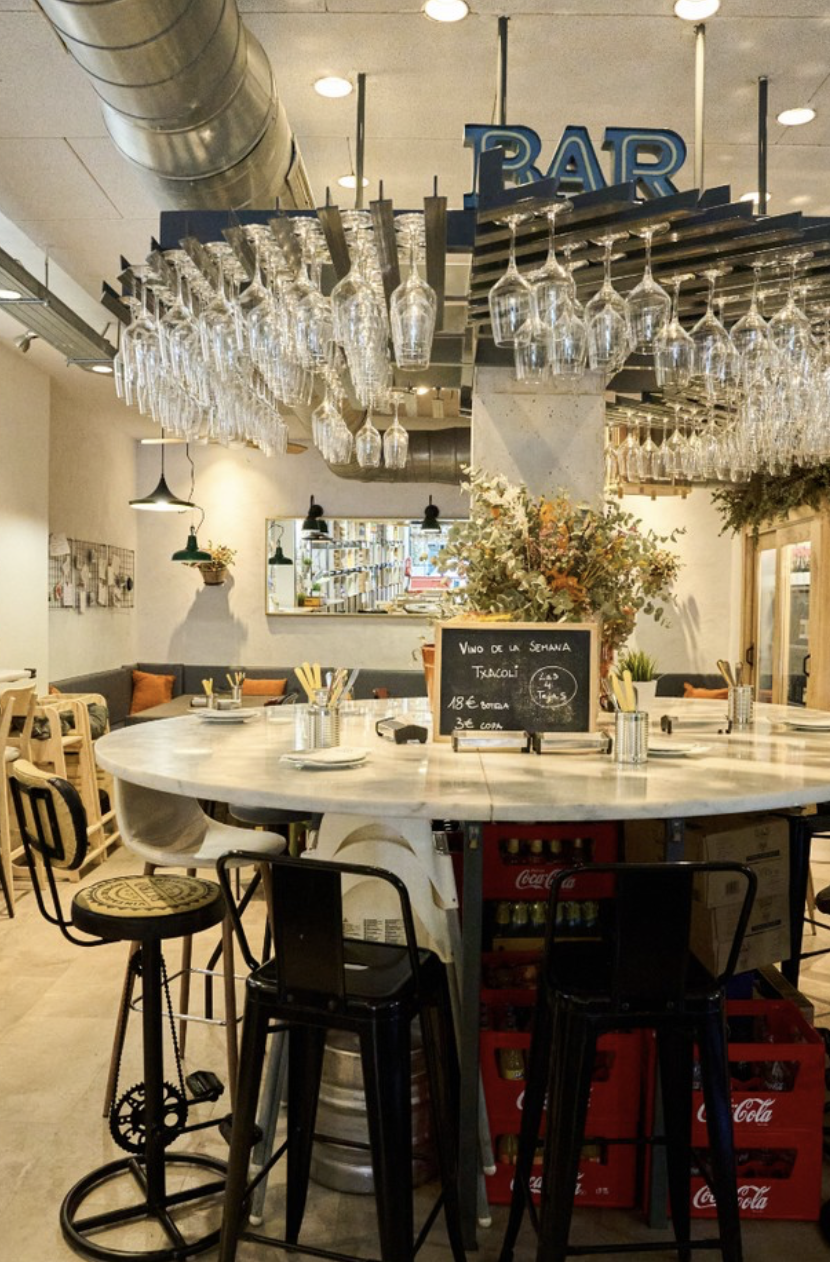 Santabar, Restaurant in Alicante