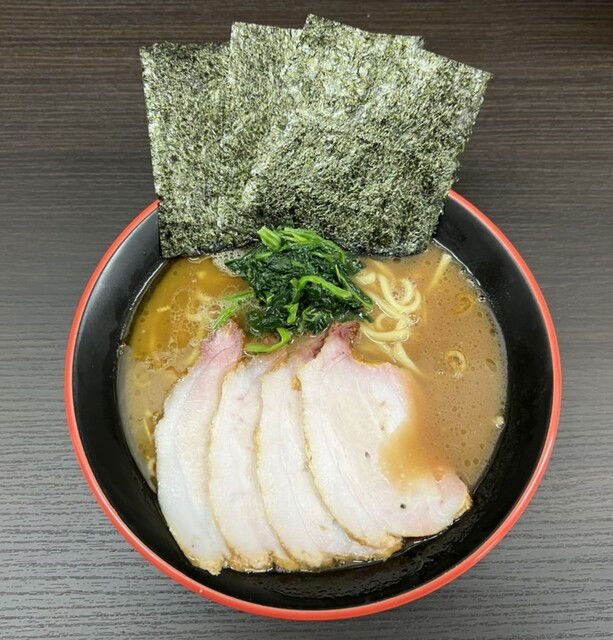 Yokohama Iekei Ramen Kachidoki Ya, Restaurant in Yokohama