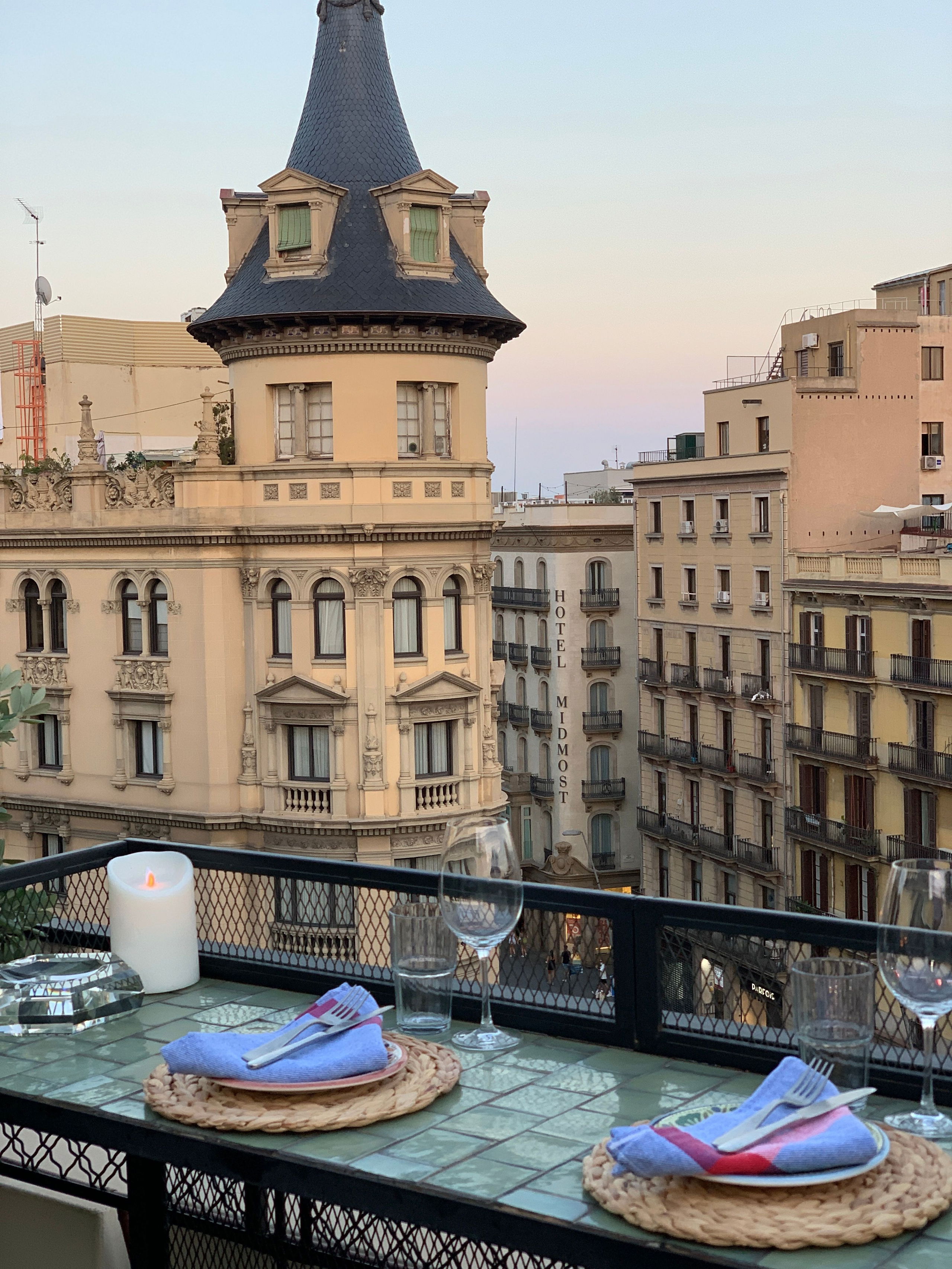 Casa Luz. Hotel Casa Luz, Restaurant in Barcelona