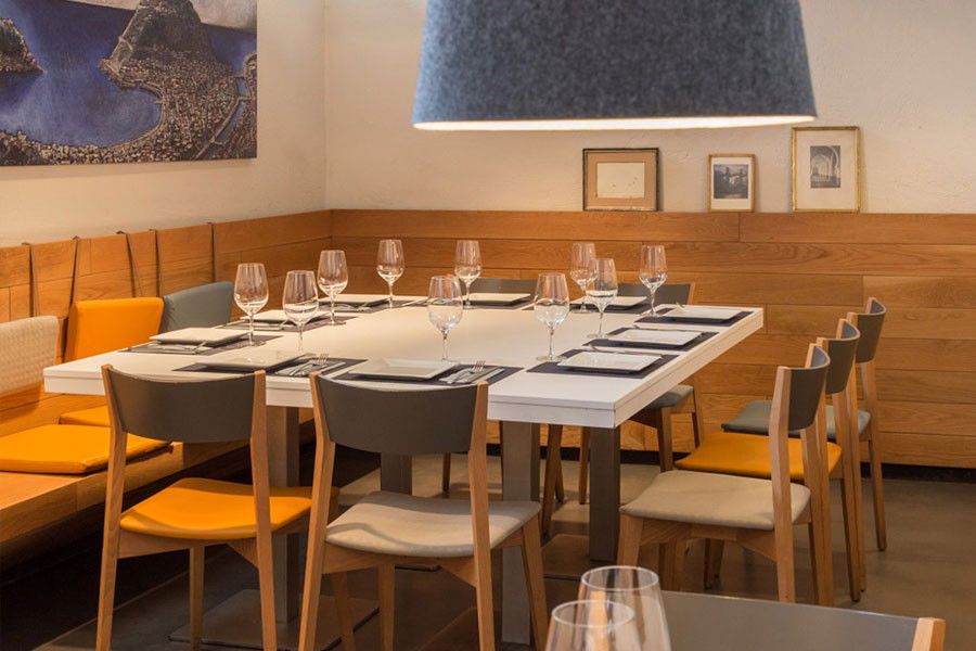 Biarritz. Hotel Niza, Restaurant in San Sebastián