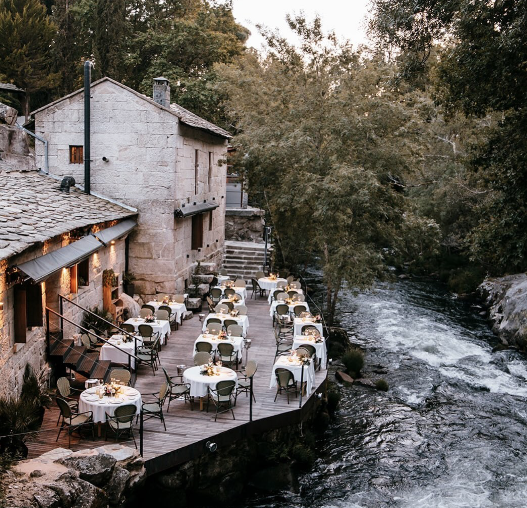 O Muiño das Lousas restaurant in O Carballino