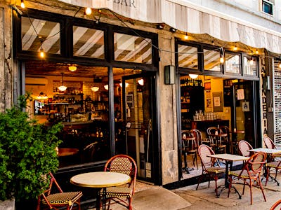 Vin Sur Vingt, Restaurant in New York City