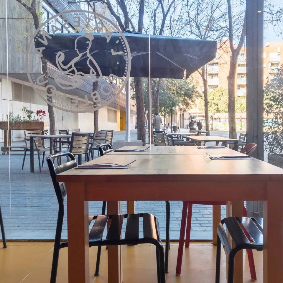 L'Artesana Poblenou, Restaurant in Barcelona