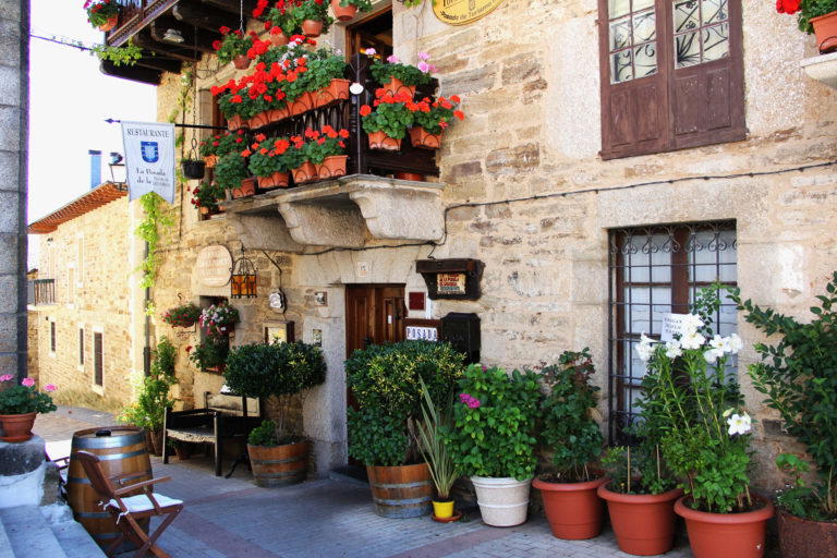 La Posada de la Puebla de Sanabria restaurant in Puebla De Sanabria