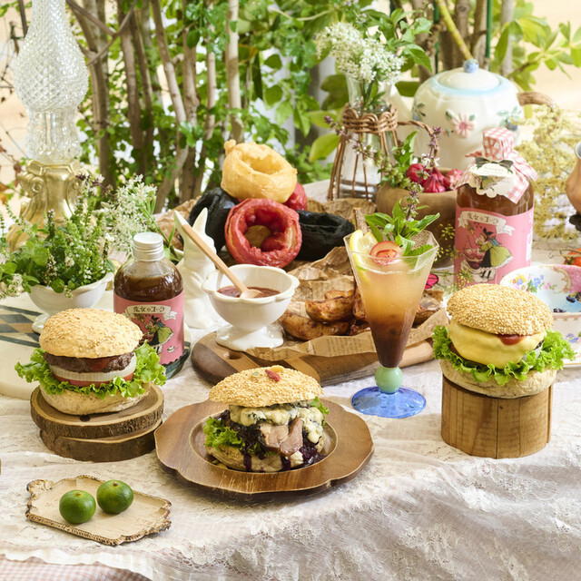 Majo no Chiisana Mori no Hamburger, Tokyo, Japan