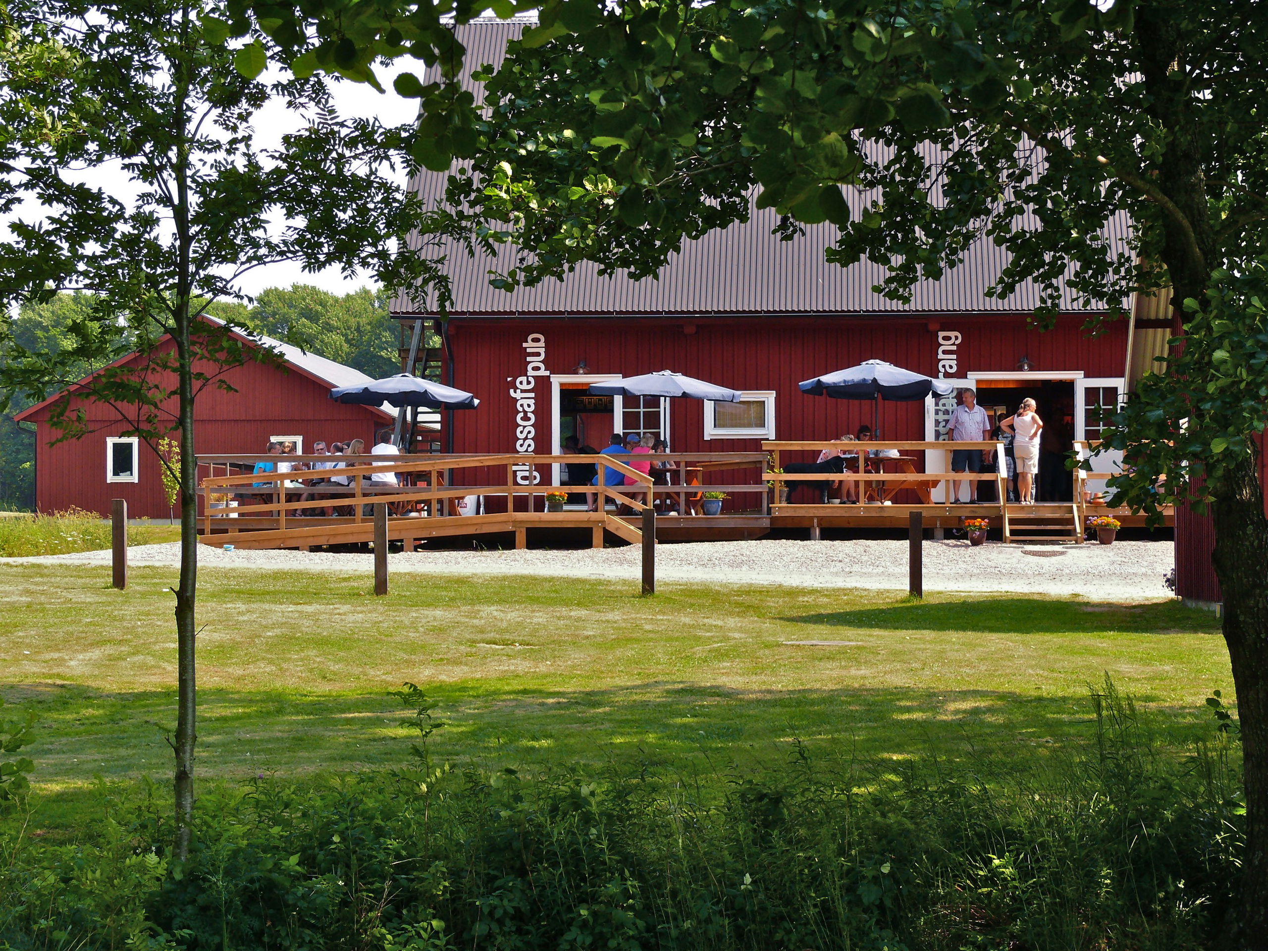 Tiraholms Fisk, Restaurant in Unnaryd