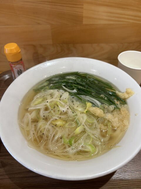 Sanuki Tachigui Udon Kirin Ya Honmachi honten, Osaka, Japan