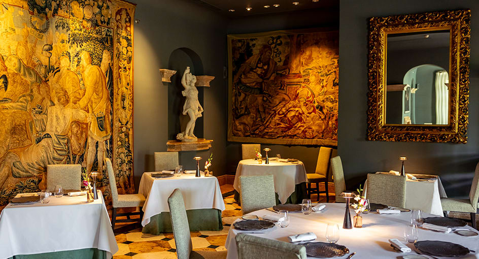Hole 55, Restaurant in Marbella