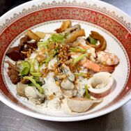 Somphop Khao Tom Pla, Restaurant in Chon Buri