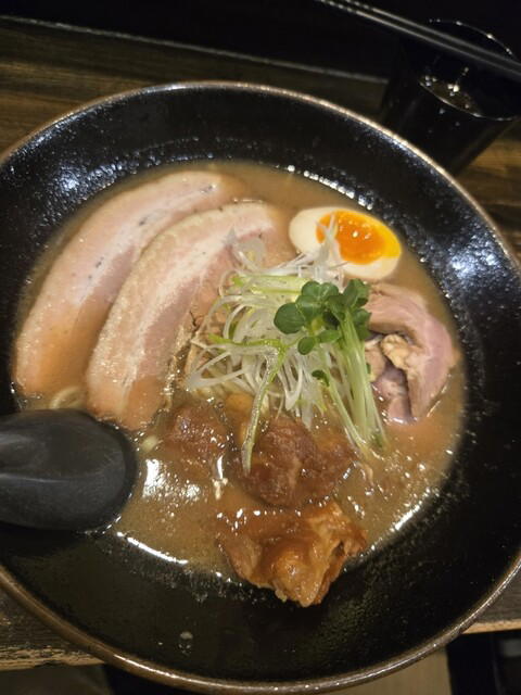 Jikoryu Ramen Watamen, Osaka, Japan