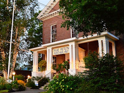 Blue Heron Restaurant, Sunderland, United States