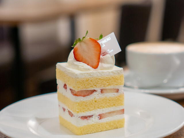 LE PINEAU Kitahorie honten, Osaka, Japan