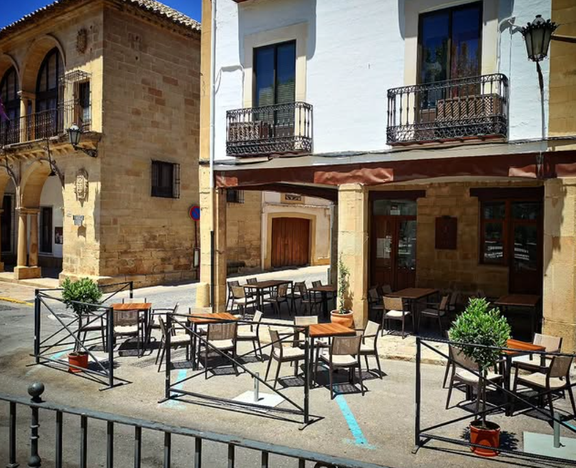 Ajedrea restaurant in Baeza