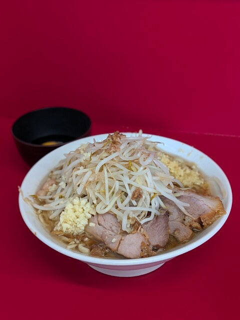 Ramen Jiro Oomiya kouen ekimae ten, Restaurant in Saitama