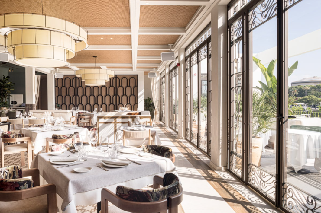 Río Grande, Restaurant in Seville