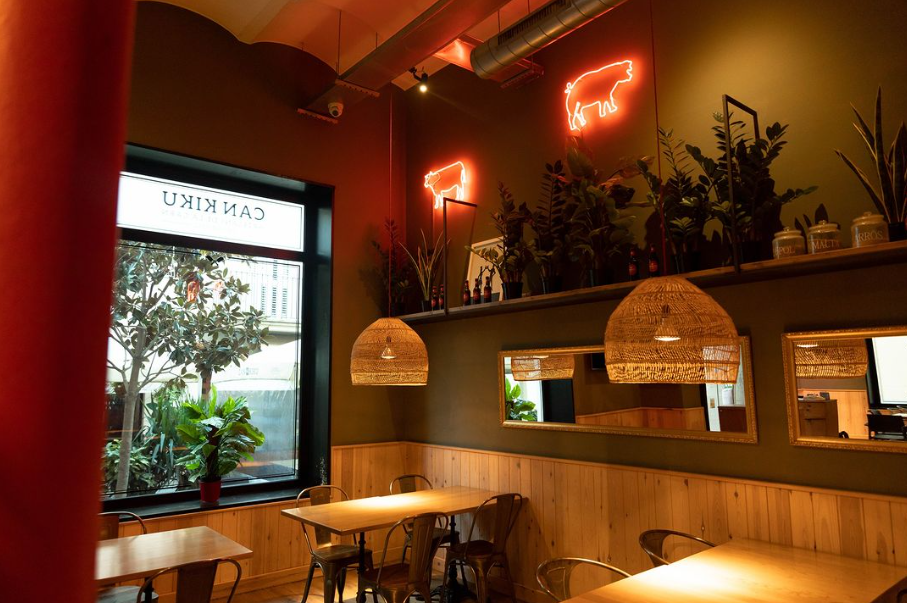 Can Kiku Café Restaurant, Restaurant in Sant Feliu de Guíxols