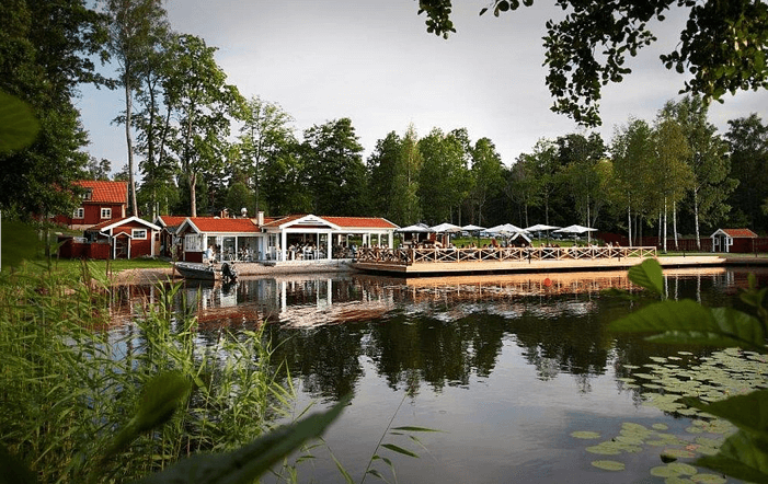 Katrinelund Gästgiveri & Sjökrog, Stora Mellosa, Sweden