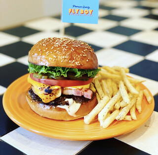 FLY BOY BURGER & COFFEE, Fukushima, Japan