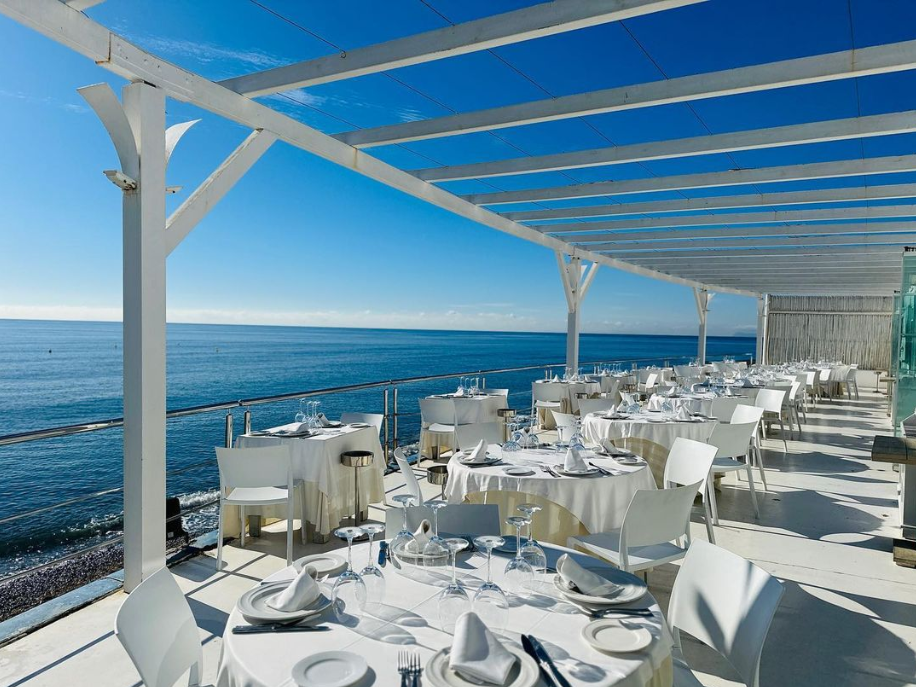 El Ancla Beach Club, Restaurant in Marbella