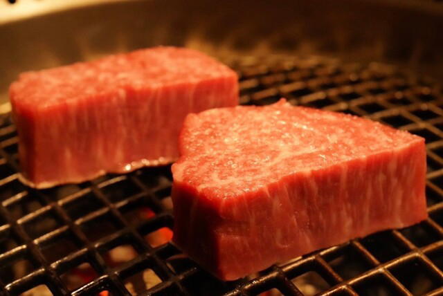 Tabelog 100 - Yakiniku - WEST - 2025 by Tabelog (2025)