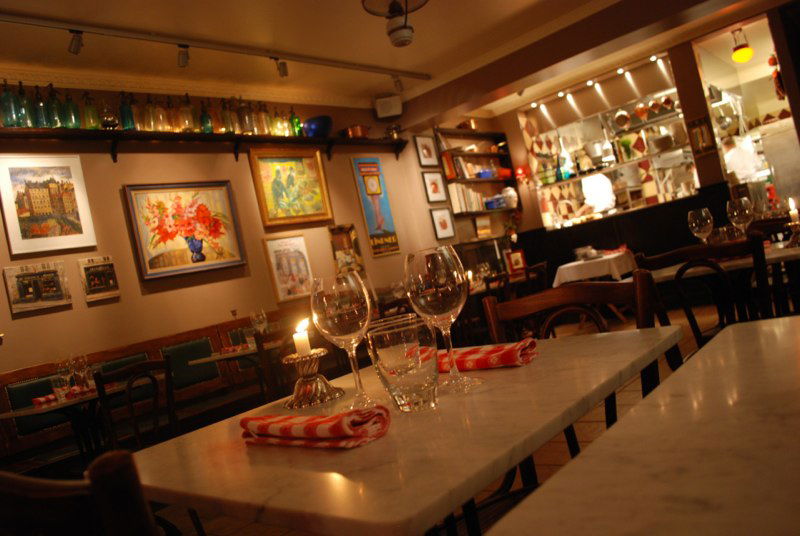 Bistrot Bombance, Restaurant in Enkoping