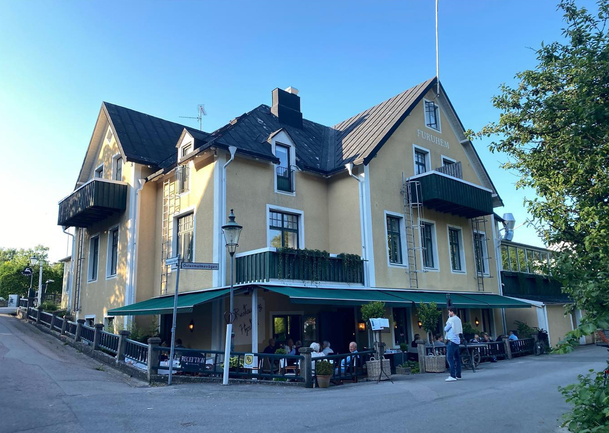 Restaurang Hjorten restaurant in Båstad