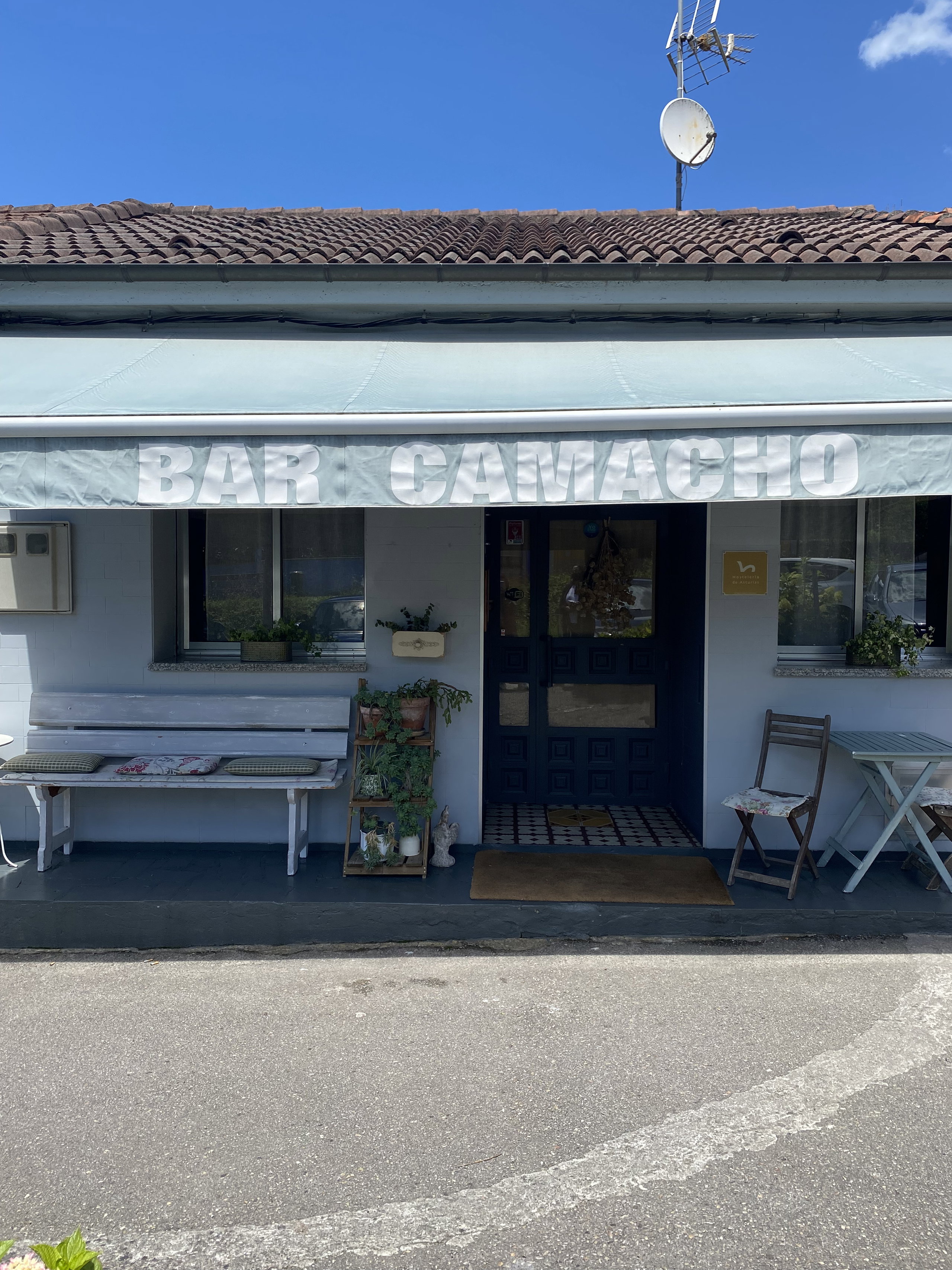 Bar Camacho, Anieves, Spain