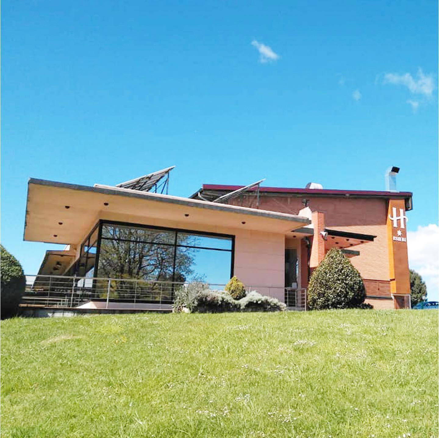 Restaurante La Escuela, Restaurant in Bilbao