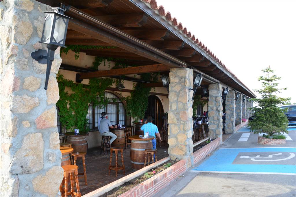 Mesón Viejo del Jamón restaurant in Martinamor