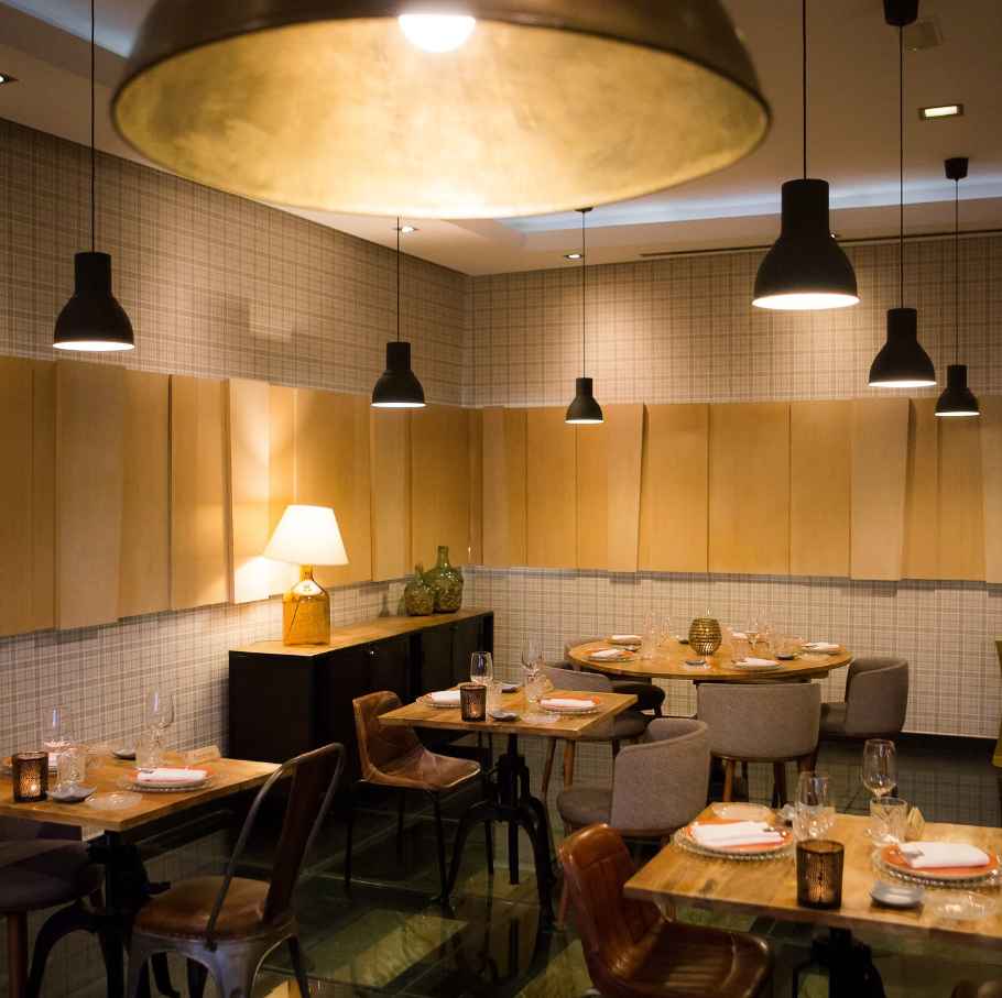 Entremuros. Hotel Vincci Posada del Patio, Restaurant in Málaga