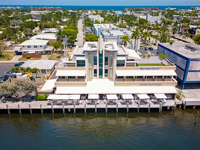 Blue Moon Fish Company, Lauderdale By The Sea, United States