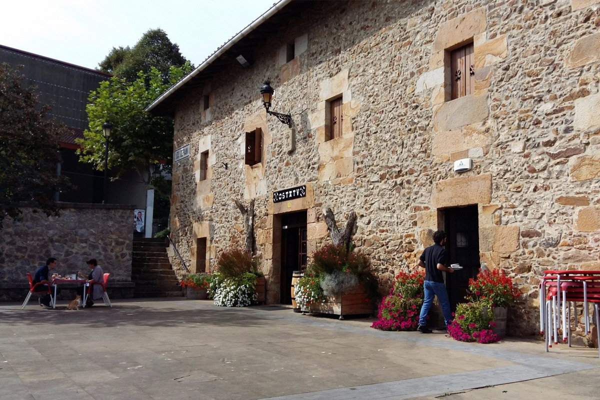 Zeraingo Ostatua, Zerain, Spain