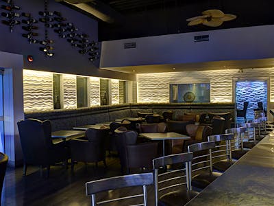 The Open Cork Eatery & Lounge, Restaurant in Mississauga