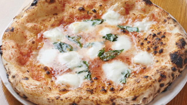 LA PIZZA D'ORO restaurant in Osaka, Japan