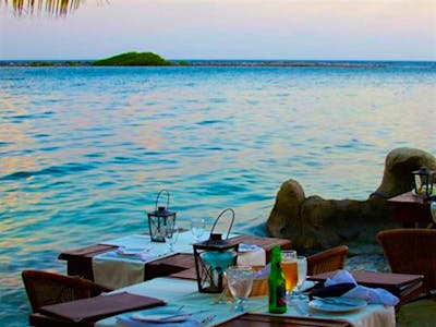 Flying Fishbone, Restaurant in Savaneta
