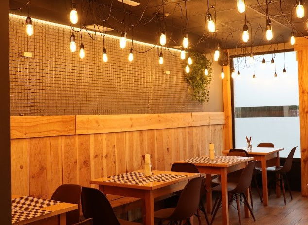 Karnaka Grillburger, Restaurant in Lardero