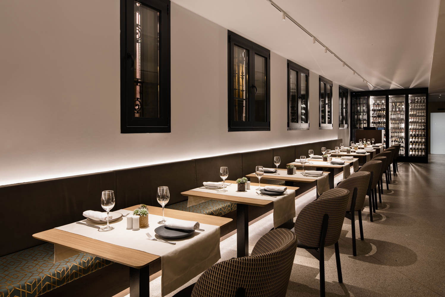 Matasellos. Hotel Áurea Palacio de Correos, Restaurant in Logroño
