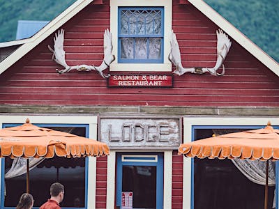 Salmon & Bear Restaurant, Mccarthy, United States