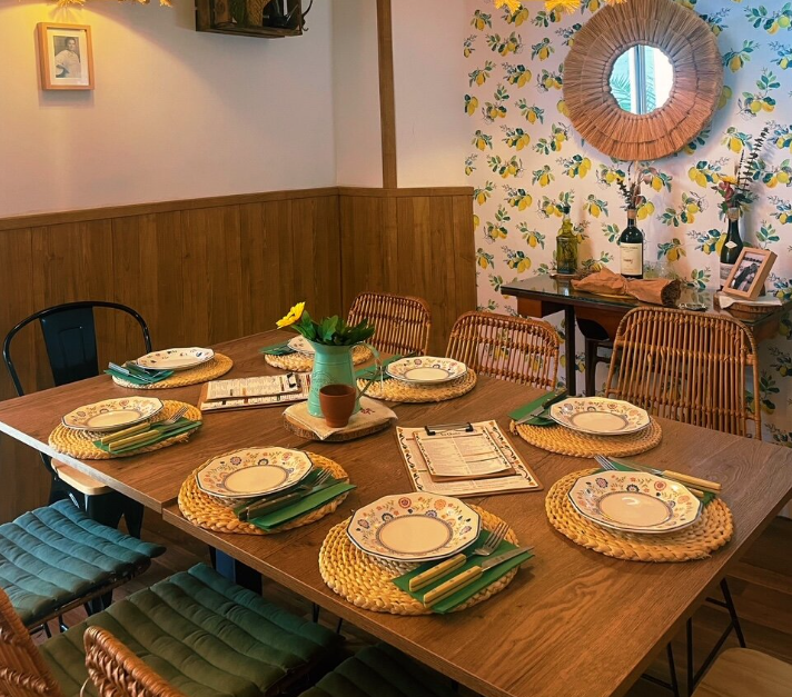 La Chata Ultramarinos, Restaurant in València