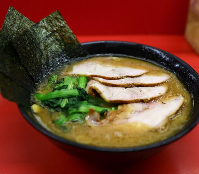 Ramen Sugita Ya Honten, Restaurant in Yokohama