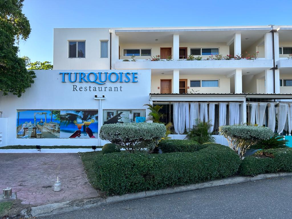 Turqoise Restaurant. Infiniti Blu Luxury Residences, Restaurant in Sosua