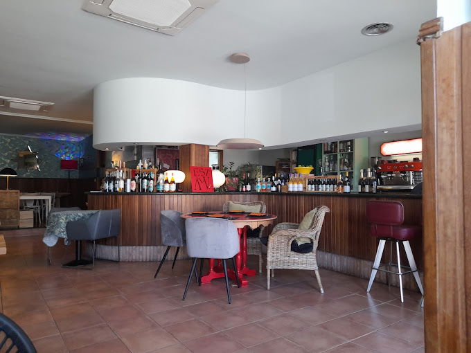 Estalvi Bar, Restaurant in Fortaleny