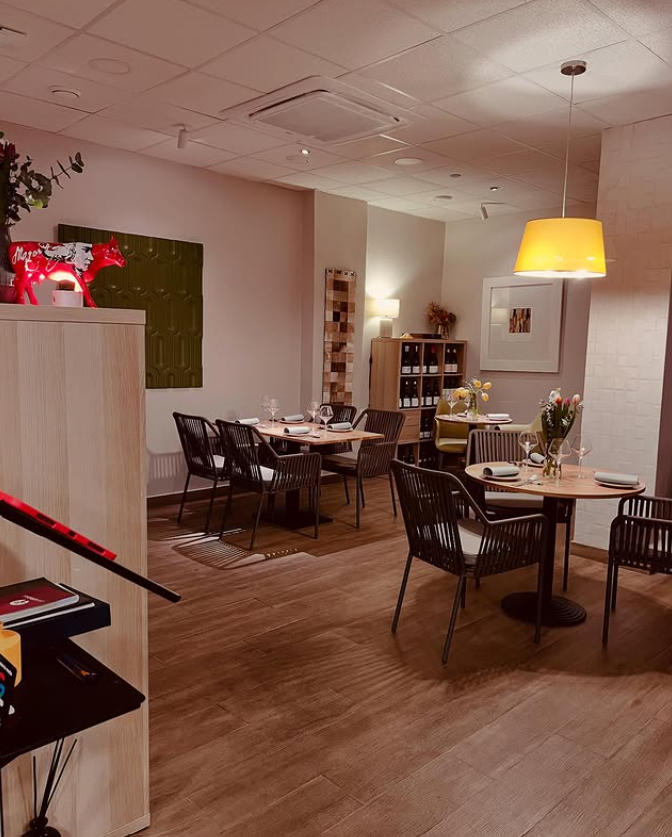 Qom, Restaurant in València