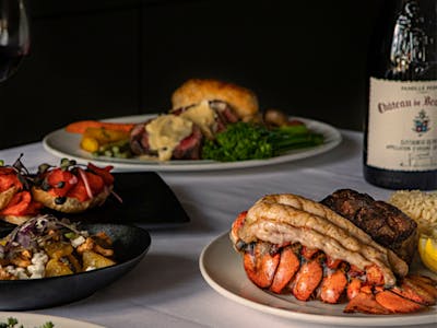 Caesar's Steak House, Restaurant in Calgary