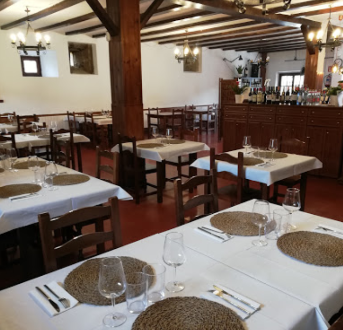 Casa Roble, Mercadillo, Spain