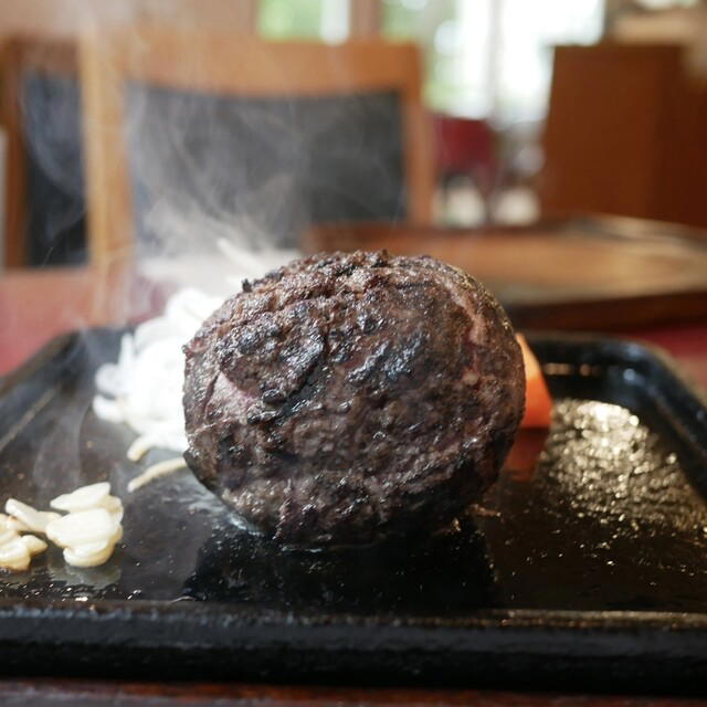 Sumiyaki Hamburger Steak Gyusen, Saga, Japan