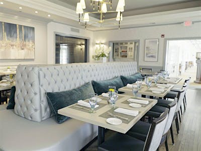 Kensington’s, Norwich, United States