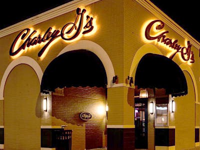 Charley G's, Restaurant in Lafayette