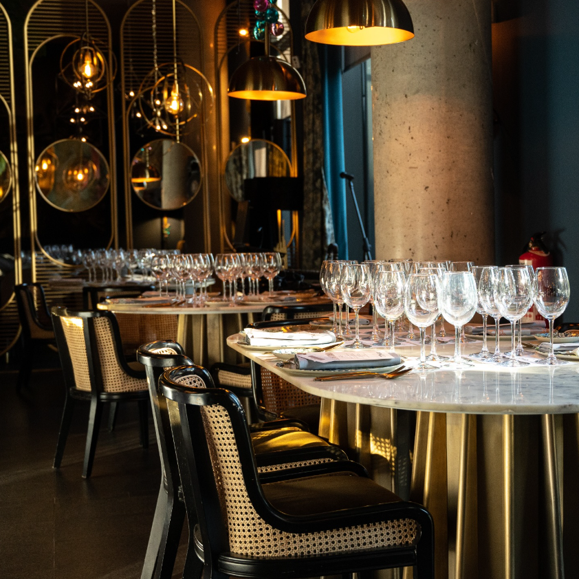 Moma Experience, Restaurant in Badajoz