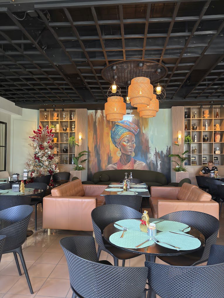 The Miles, Restaurant in La Vega